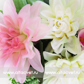 искусственные цветы букет георгинов с добавками цвета белый с розовым 19