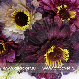 искусственные цветы букет гербер цвета фиолетовый и темно-фиолетовый 27