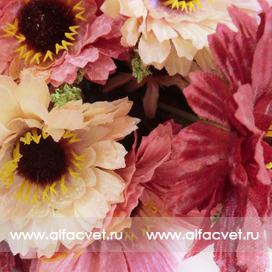 искусственные цветы букет гербер цвета красный, кремовый, белый 46