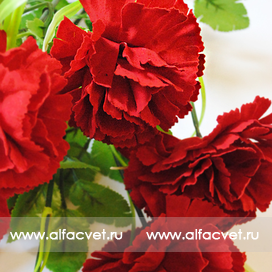 искусственные цветы букет гвоздик бархатных цвета красный 4