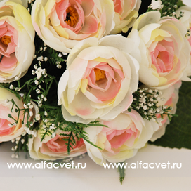 искусственные цветы камелия цвета белый с розовым 19