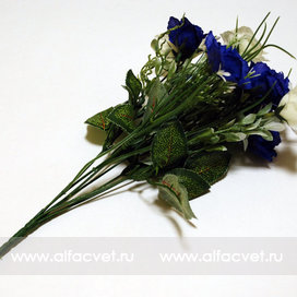 искусственные цветы букет роз с добавкой осока цвета синий с белым 58