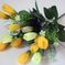 искусственные цветы букет тюльпанов с добавкой травка-ромашка цвета белый с желтым 36